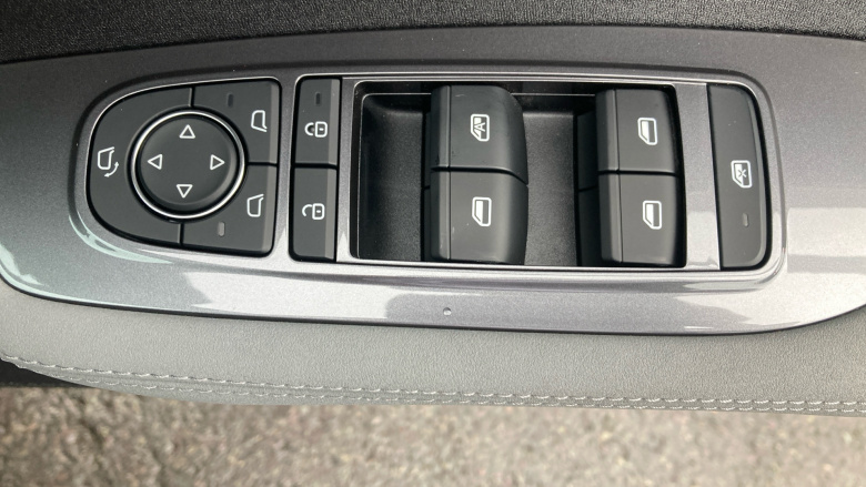 BYD Dolphin Surf 65kW Boost 43kWh 5dr Auto Electric Hatchback